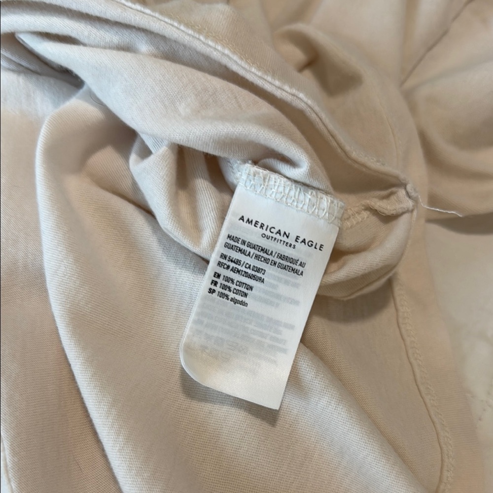 American Eagle By Payless Cream and Red Short Sleeve Tee - Picture 5 of 5